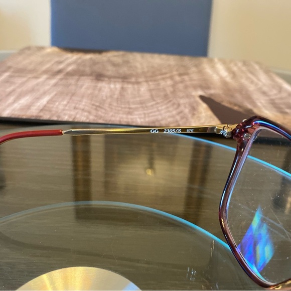 Gucci Women's Glasses in Rich Burgundy - Picture 5 of 6